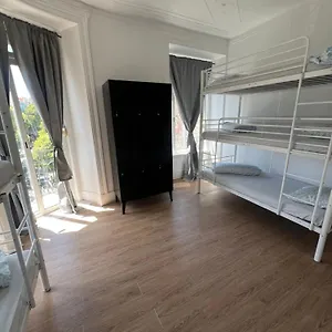 Apartment Bagetti Only For Girls, Lisbon